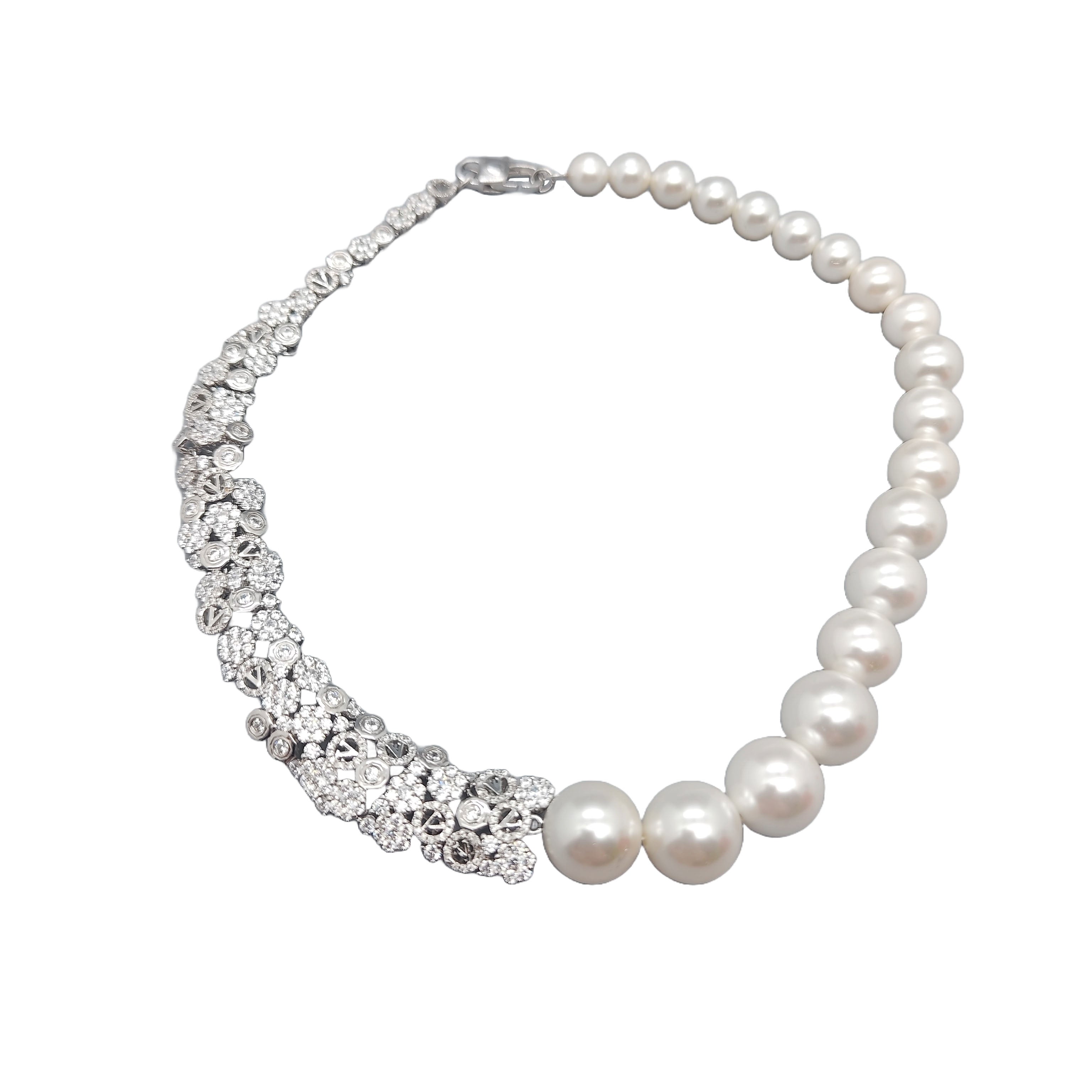 Elegant Affinity Pearl Necklace