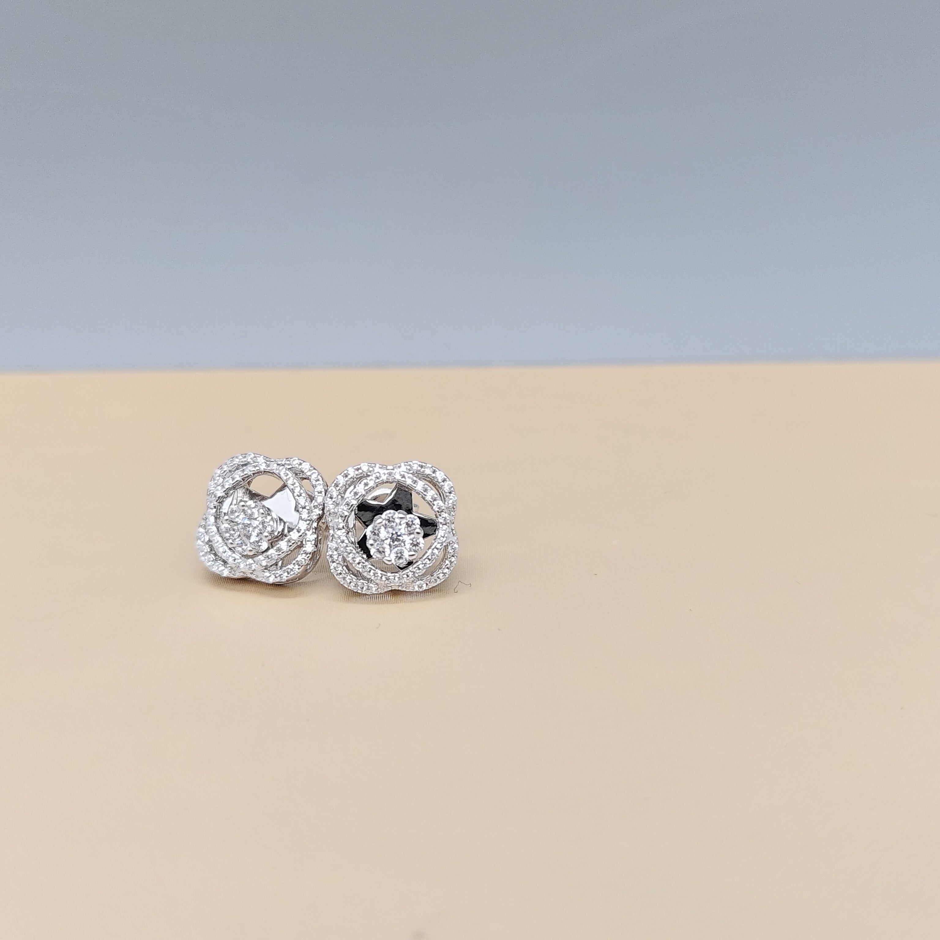 Flowers and flowers pearl Earring
