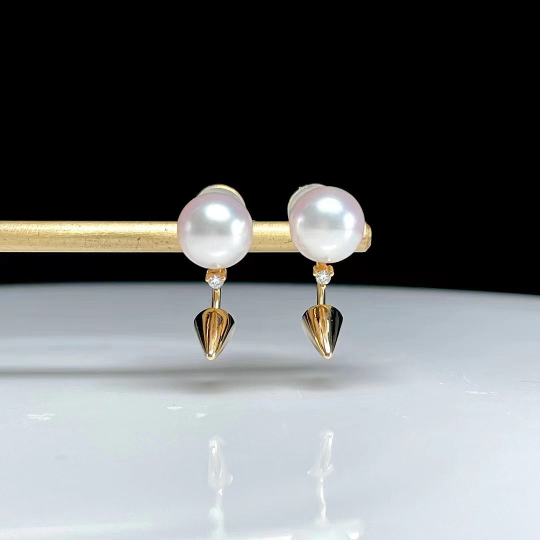 18K Diamond "pointy" Akoya Pearl Earring