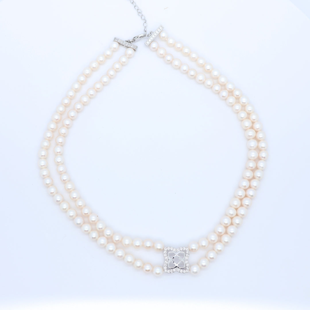 Pearl Symmetry Necklace