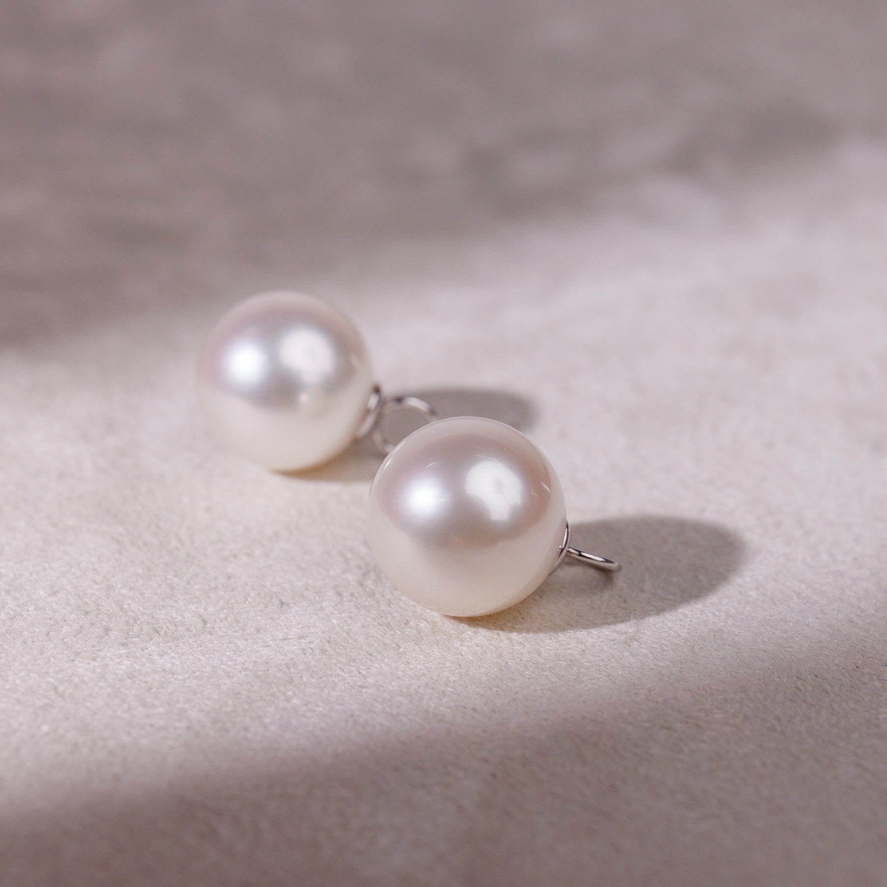 Elegant Affinity -Short Sea Pearl Dangles