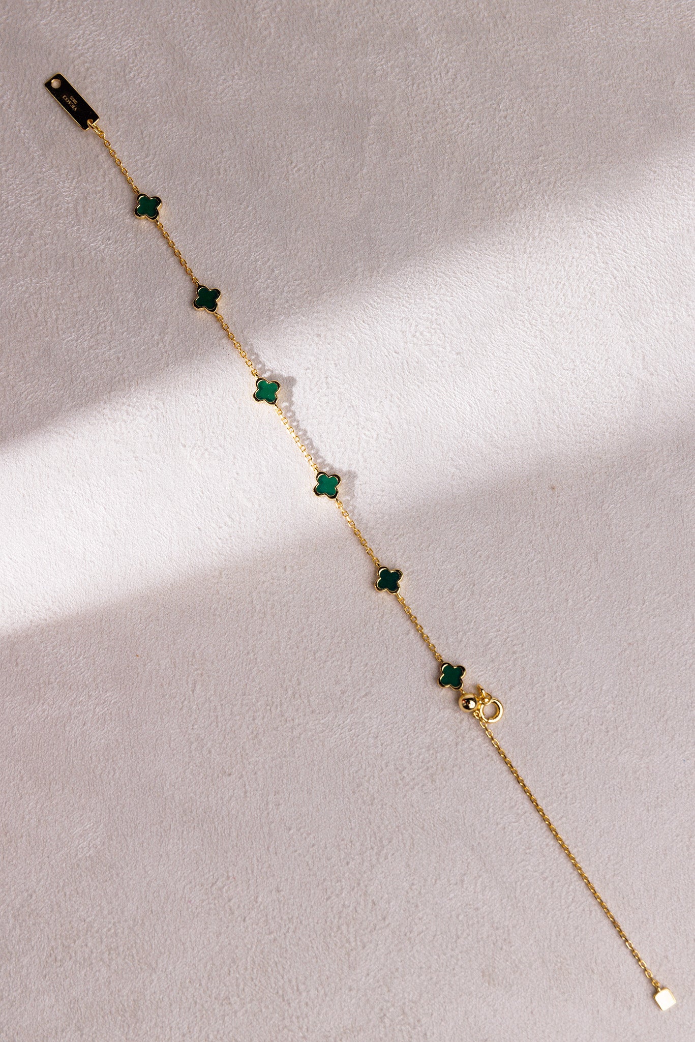 Clover Jade Bracelet (6mm)