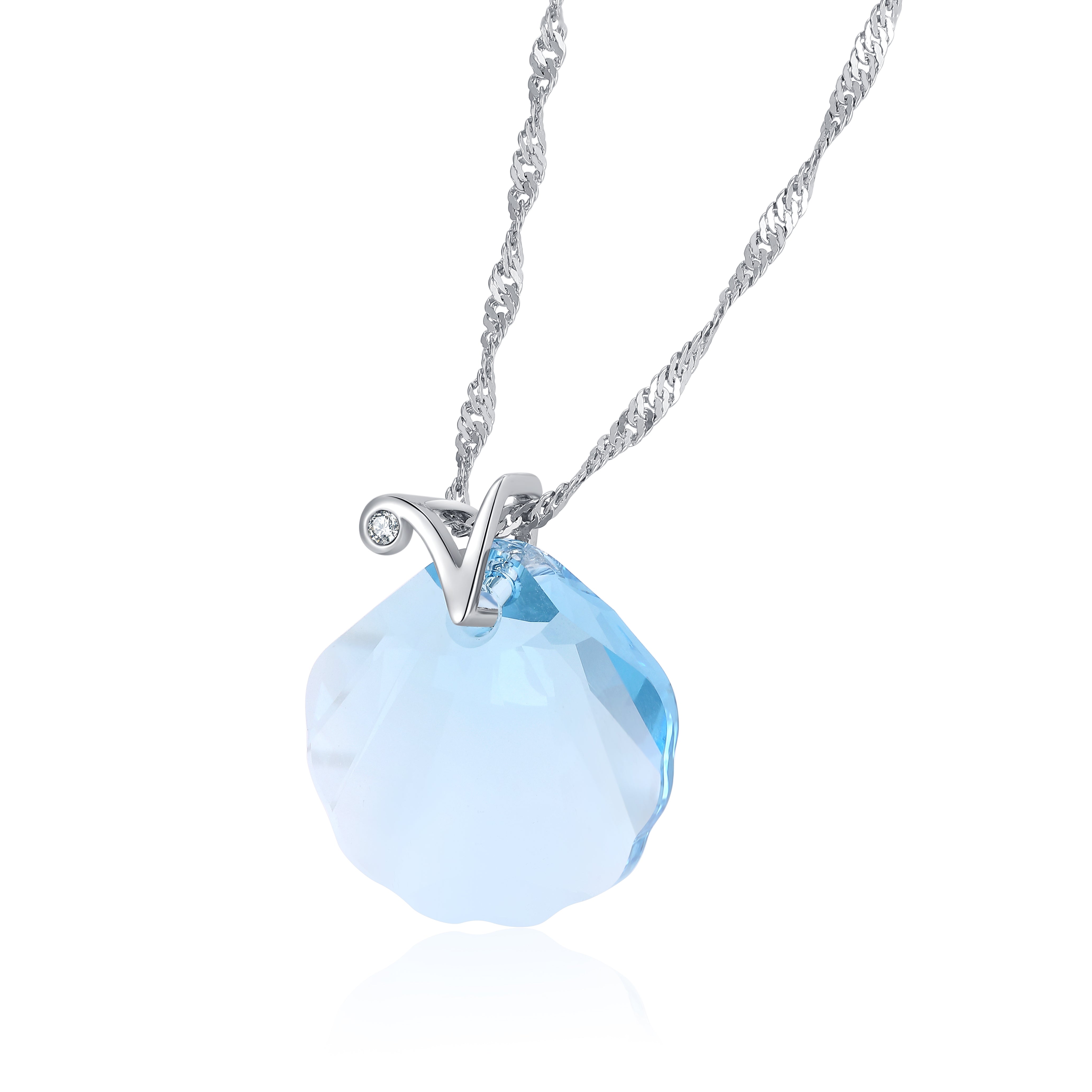 sterling silver shell pendant necklace adopts the top Austrian crystal