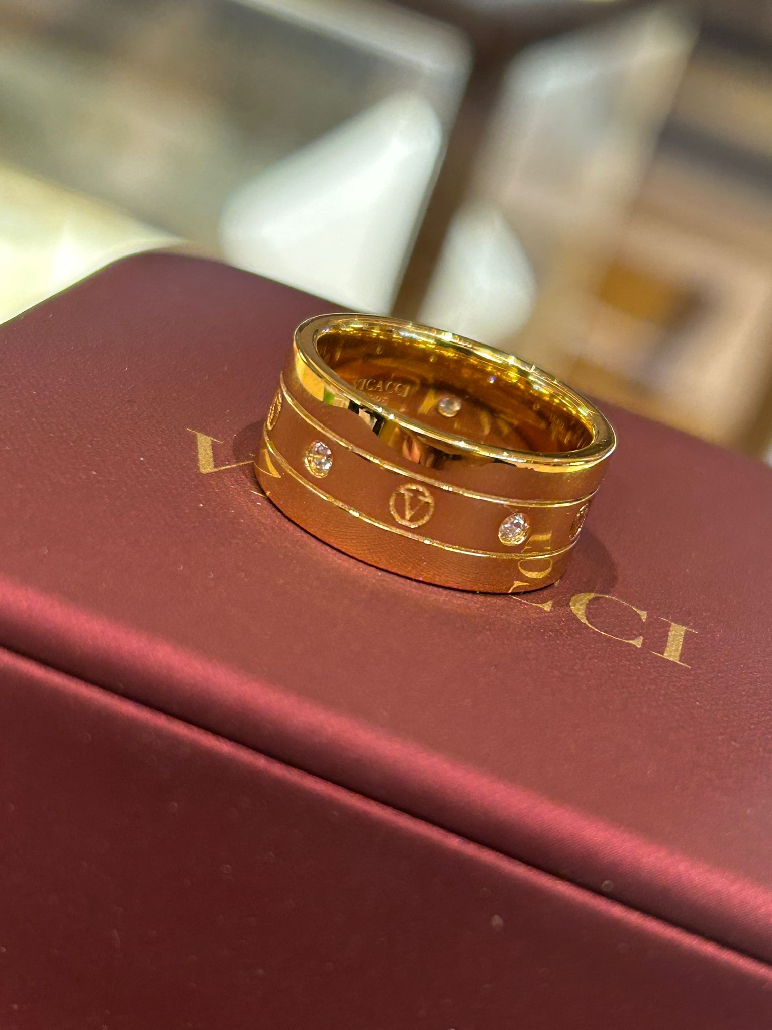 Vicacci Icon Ring