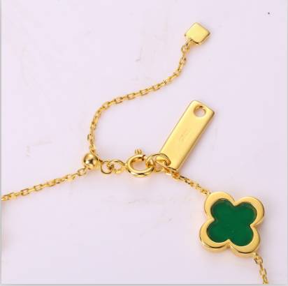 Blossom Quintet Bracelet             幸運五重奏手鍊