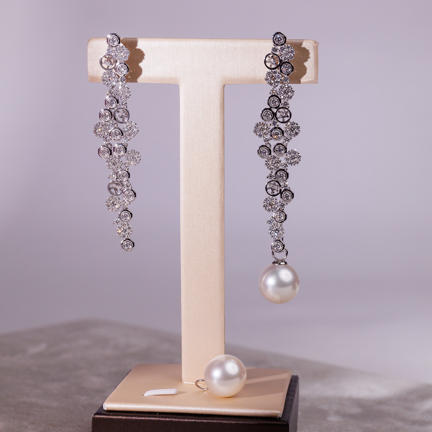 Elegant Affinity -Short Sea Pearl Dangles