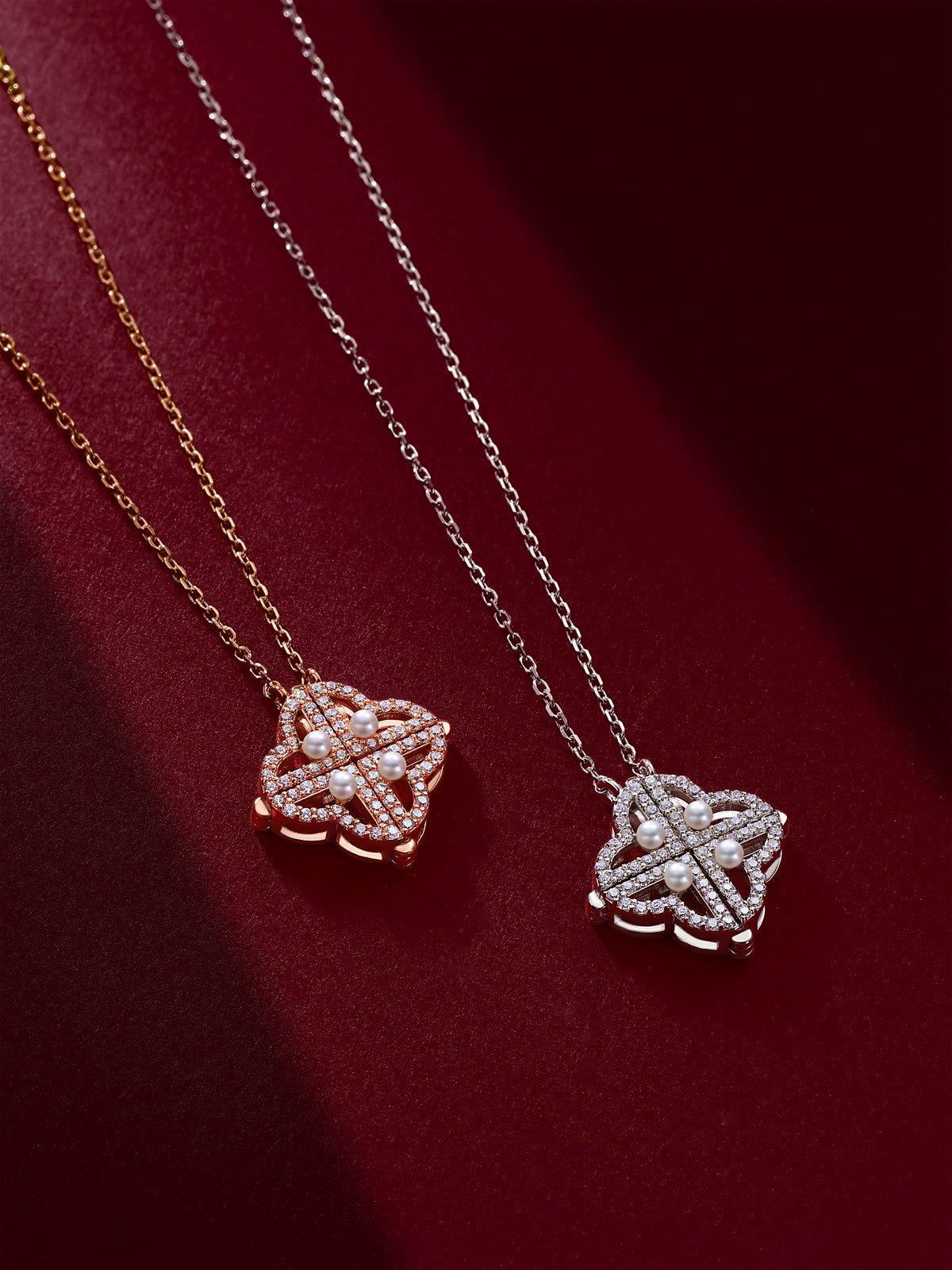 「璀璨連心鑽影頸鏈 」聯乘設計
「Linked Hearts Diamond Necklace」