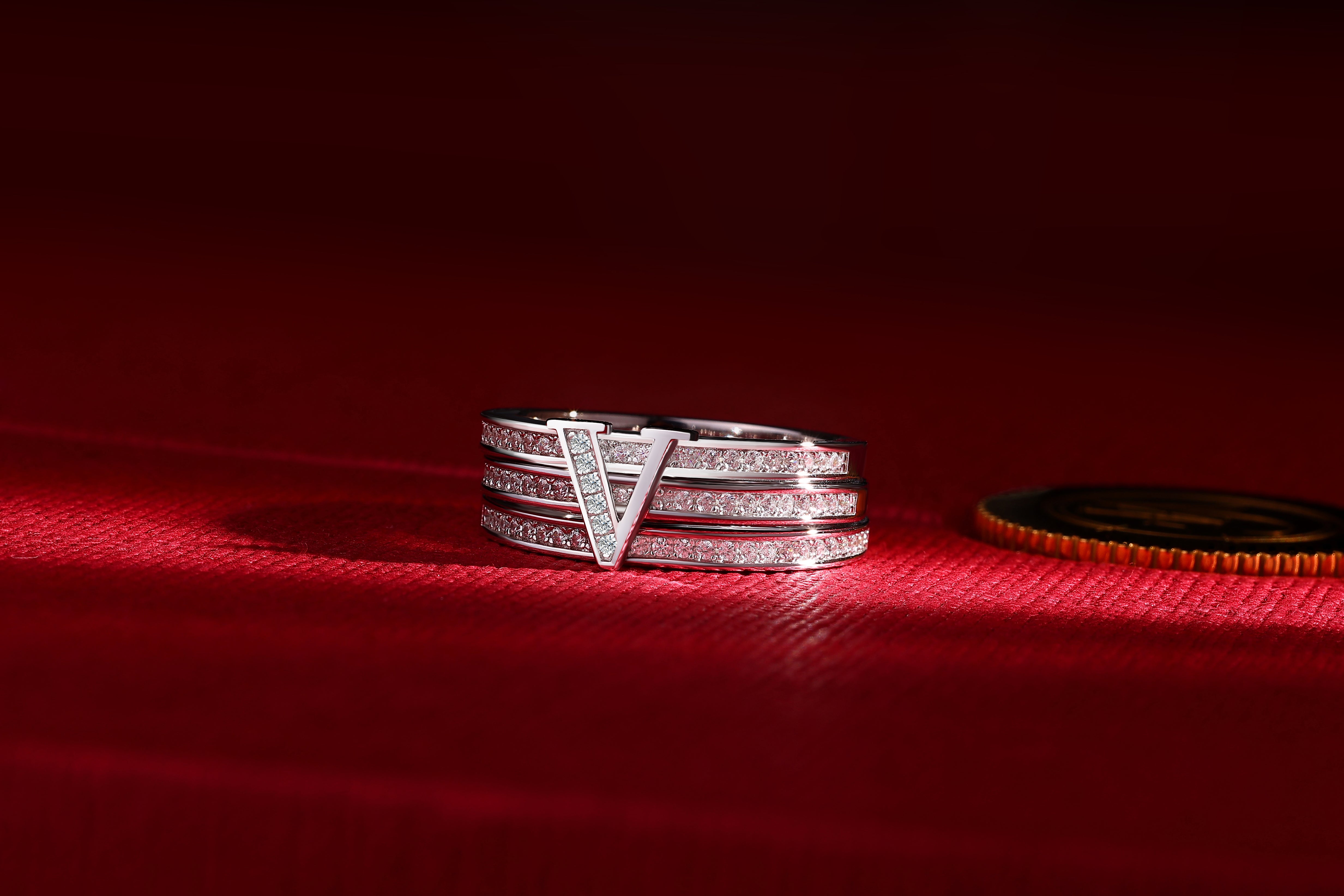 Graceful Harmony V Shape Ring Set of 3